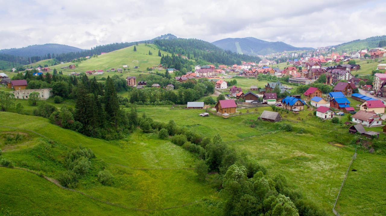 Family Hotel Kaskad Bukovel Exteriör bild